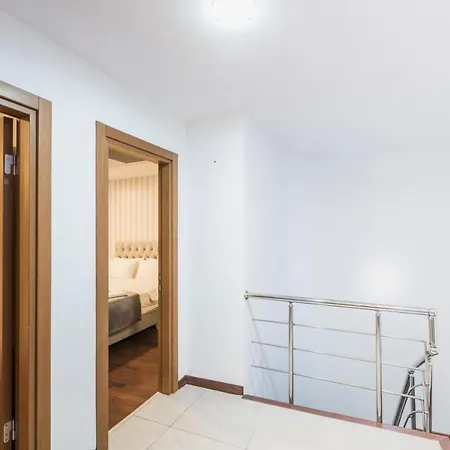 Apartment Dublex New On The Taksim Square Istanbul